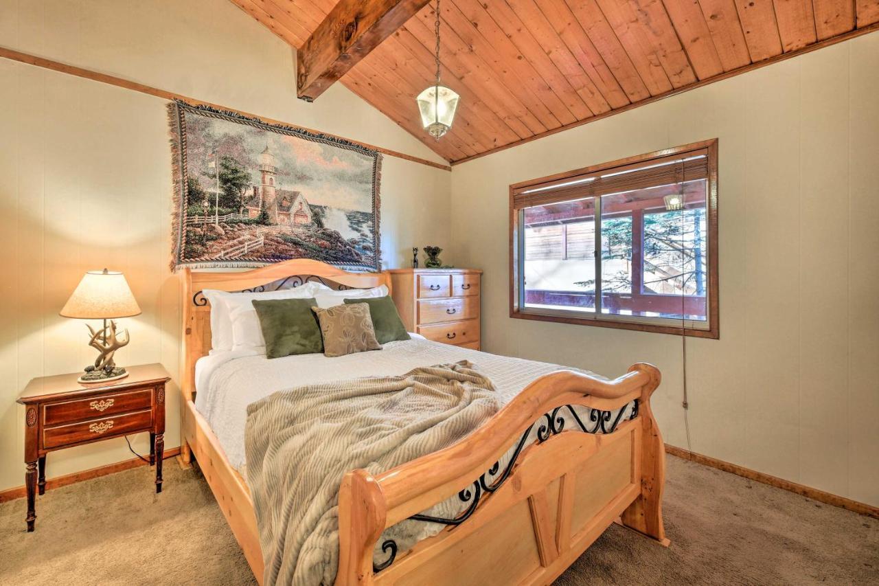 Lake Arrowhead Cabin With Deck And Stunning Mtn Views! San Bernardino Dış mekan fotoğraf